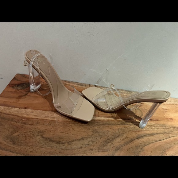 Zara nude heels with clear strap - Picture 3 of 3